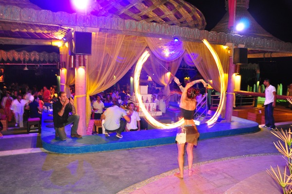 Saturday Night At Edde Sands